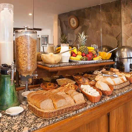 Hotel Princess Mendoza Bagian luar foto
