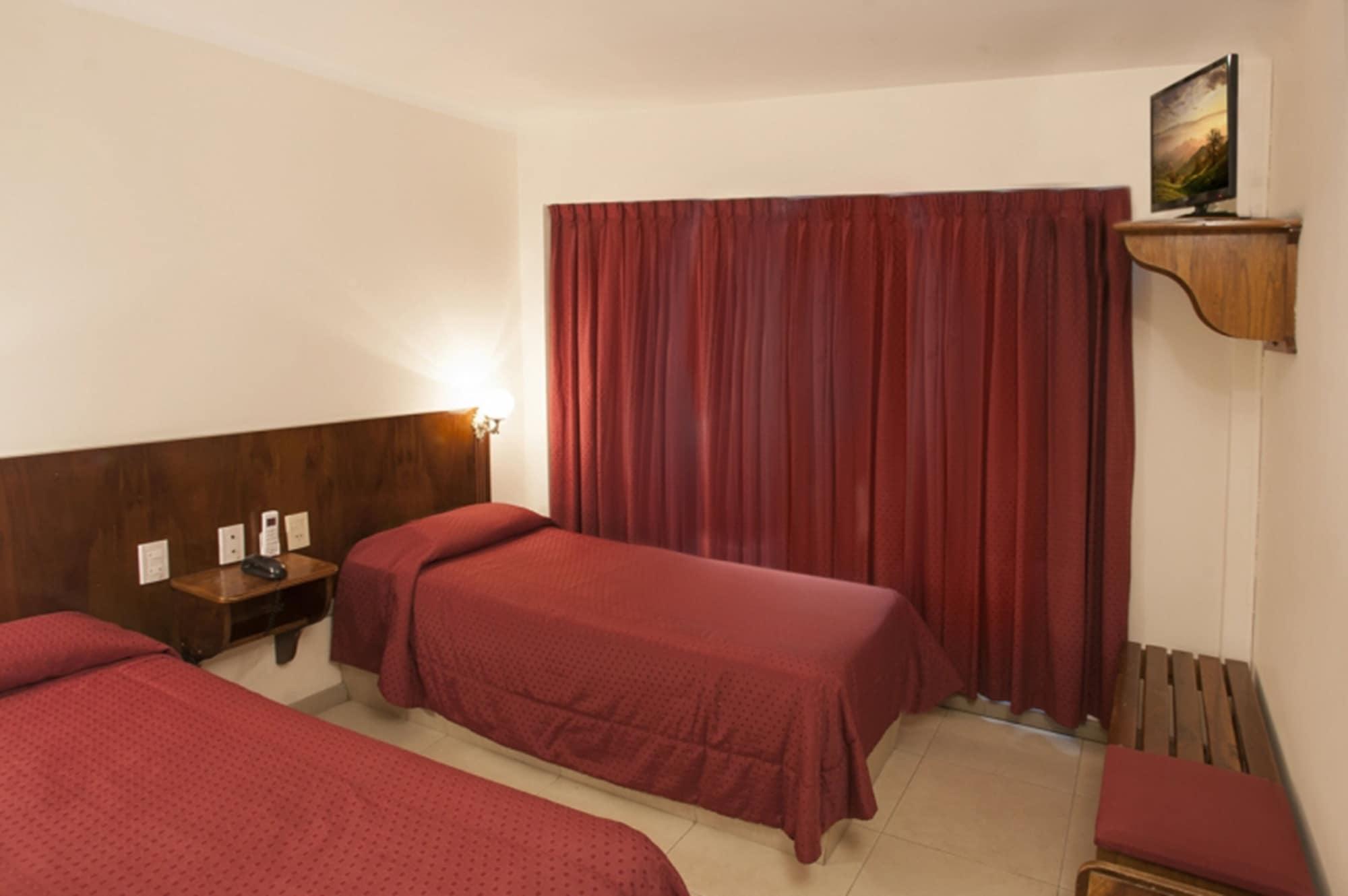 Hotel Princess Mendoza Bagian luar foto