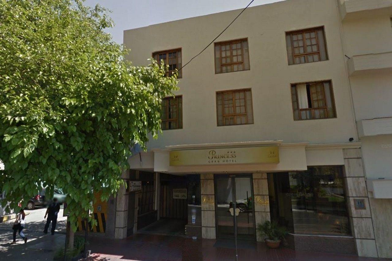 Hotel Princess Mendoza Bagian luar foto