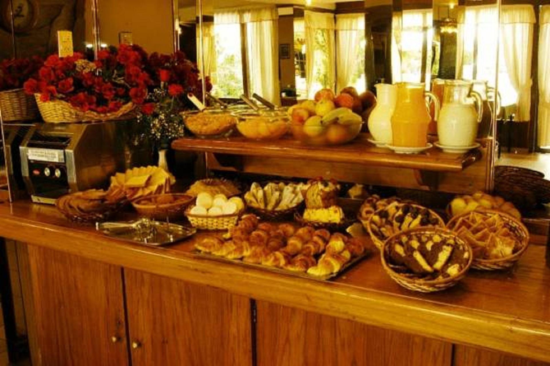 Hotel Princess Mendoza Bagian luar foto