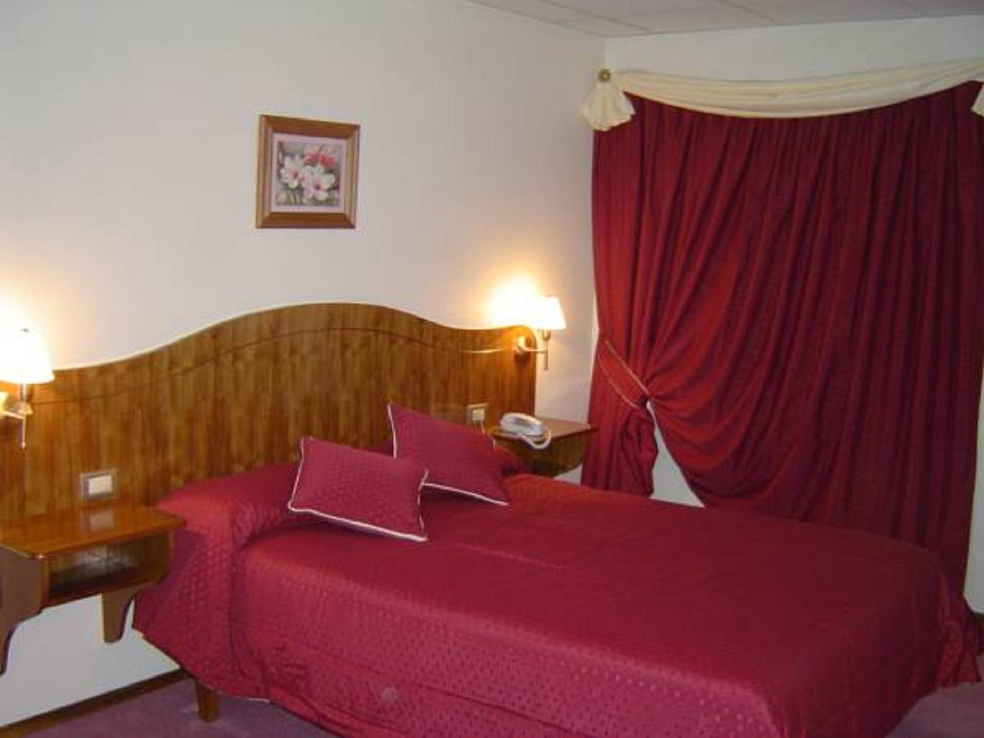 Hotel Princess Mendoza Bagian luar foto