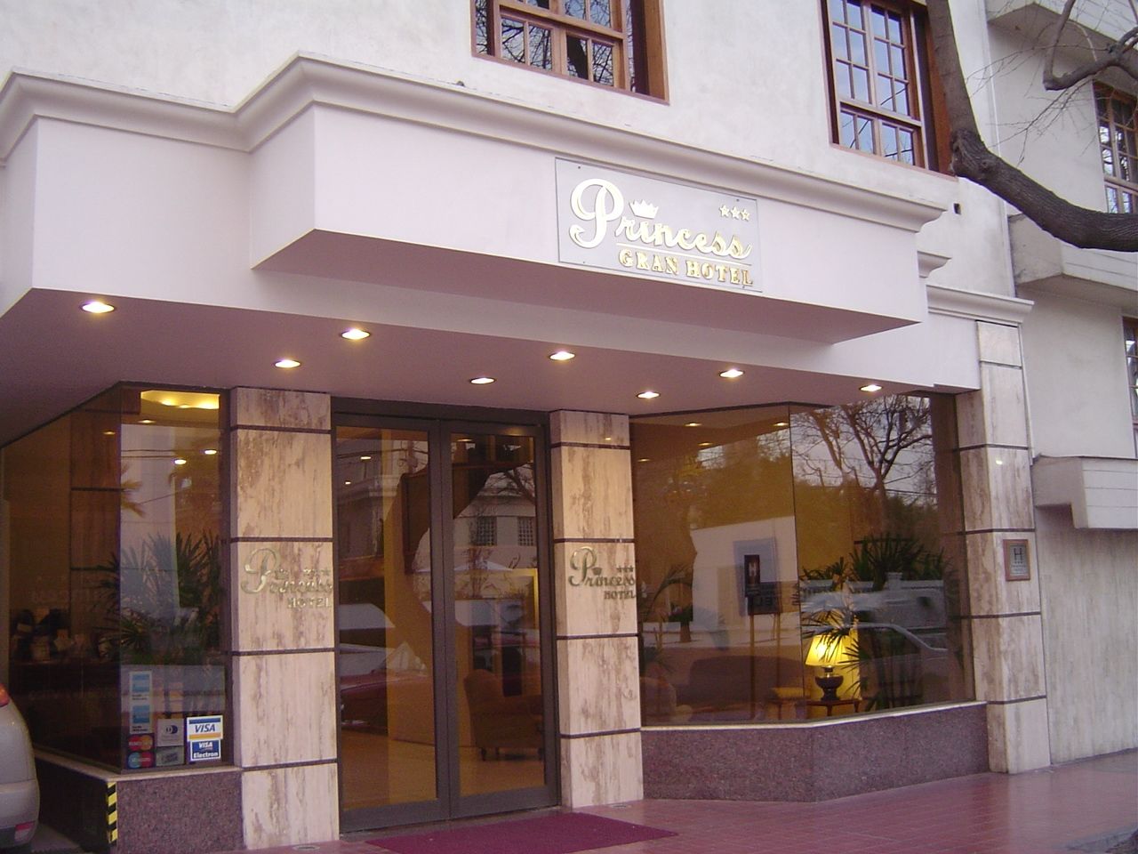 Hotel Princess Mendoza Bagian luar foto