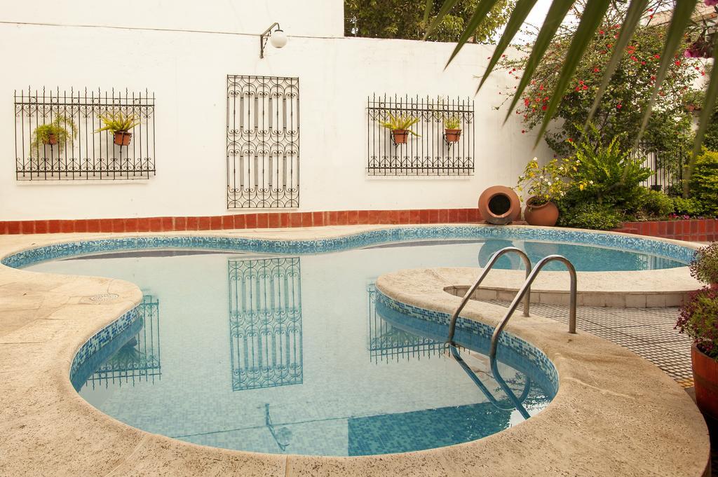 Hotel Princess Mendoza Bagian luar foto