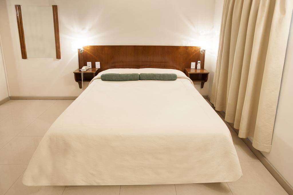 Hotel Princess Mendoza Bagian luar foto