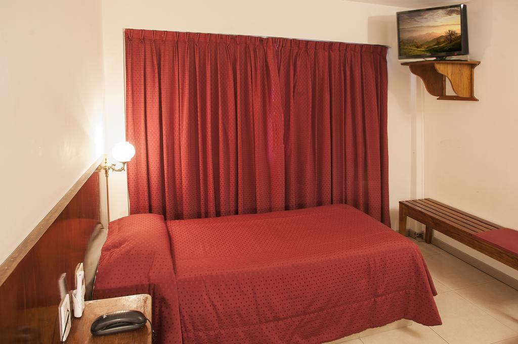 Hotel Princess Mendoza Bagian luar foto