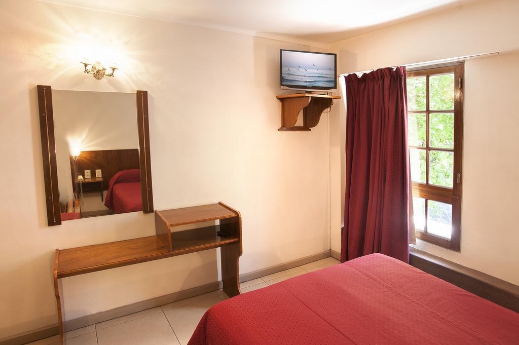 Hotel Princess Mendoza Bagian luar foto